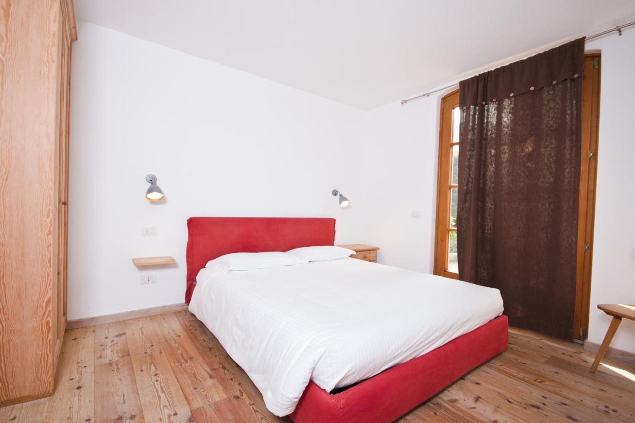 Hotel Martinelli Ronzo-Chienis エクステリア 写真