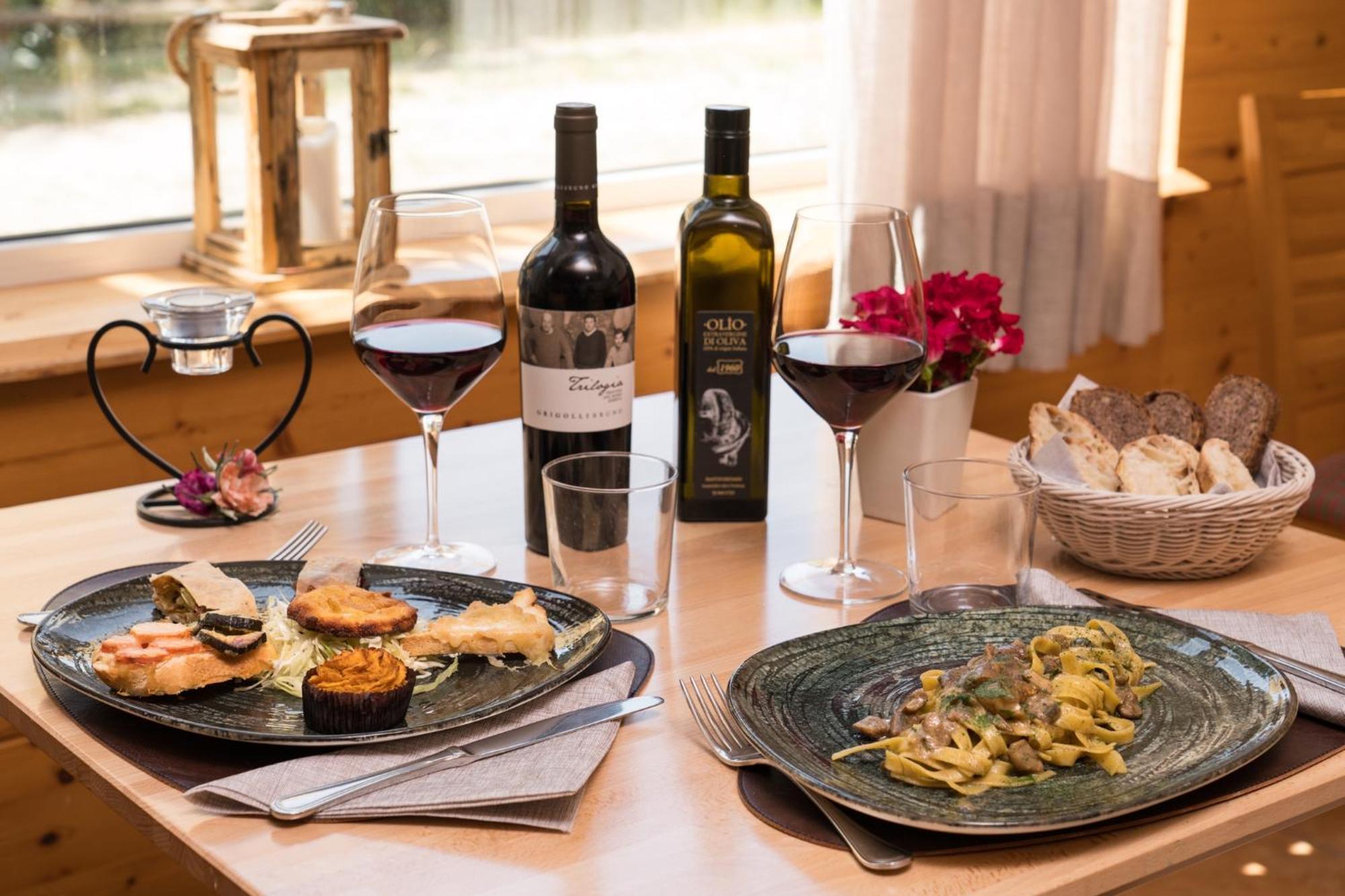 Hotel Martinelli Ronzo-Chienis エクステリア 写真