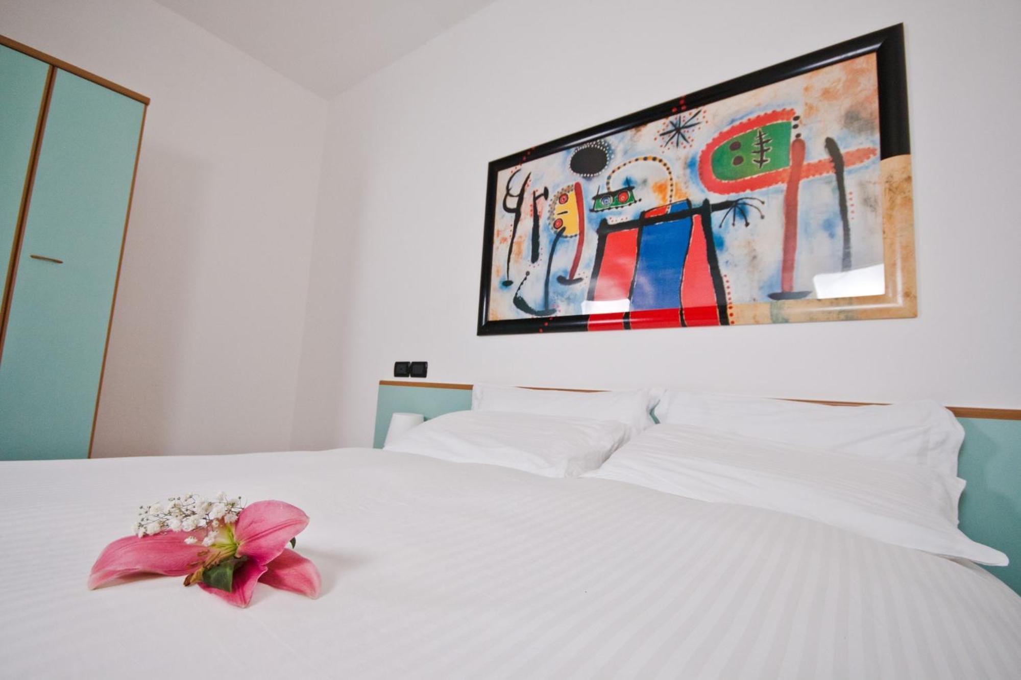 Hotel Martinelli Ronzo-Chienis エクステリア 写真
