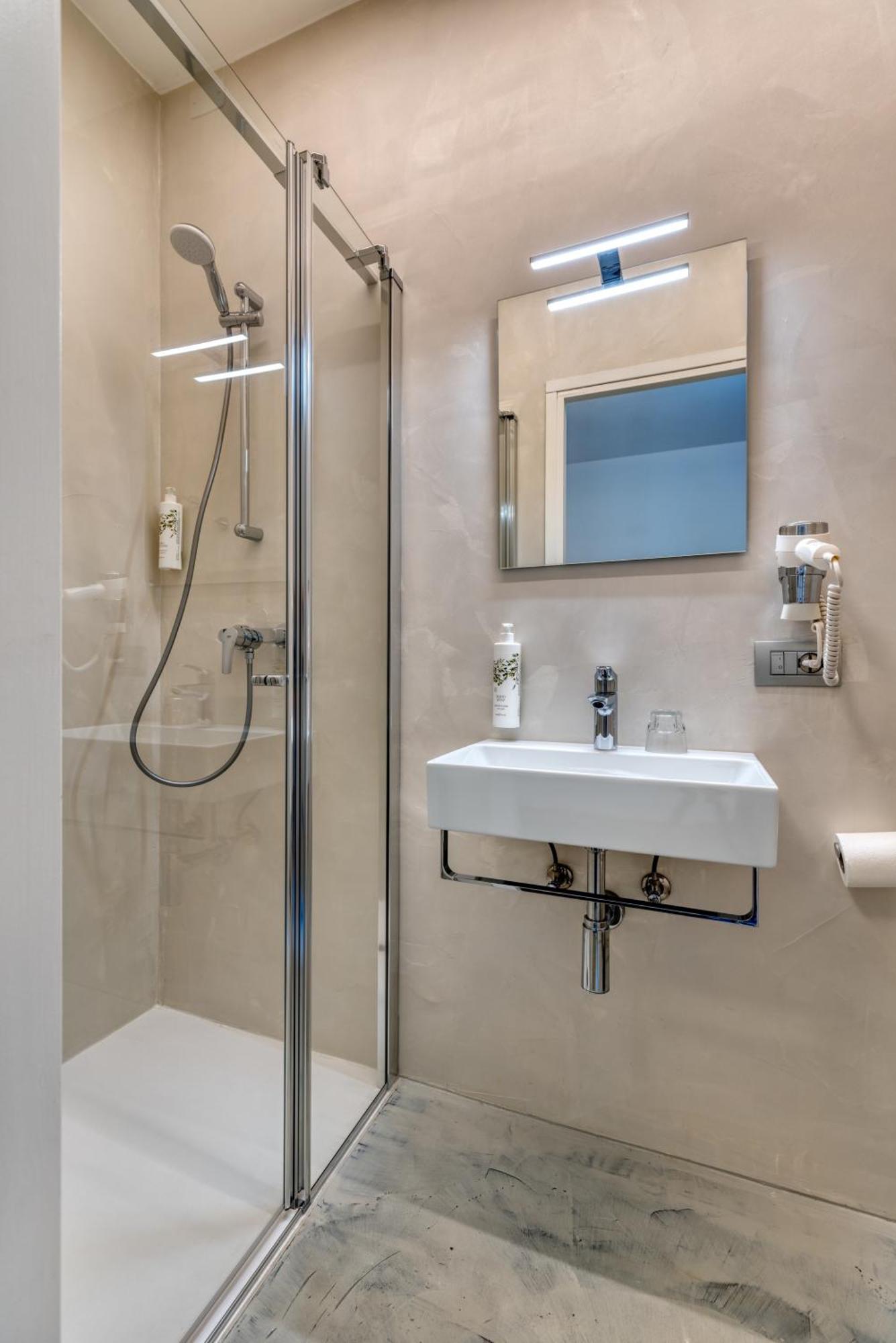 Hotel Martinelli Ronzo-Chienis 部屋 写真