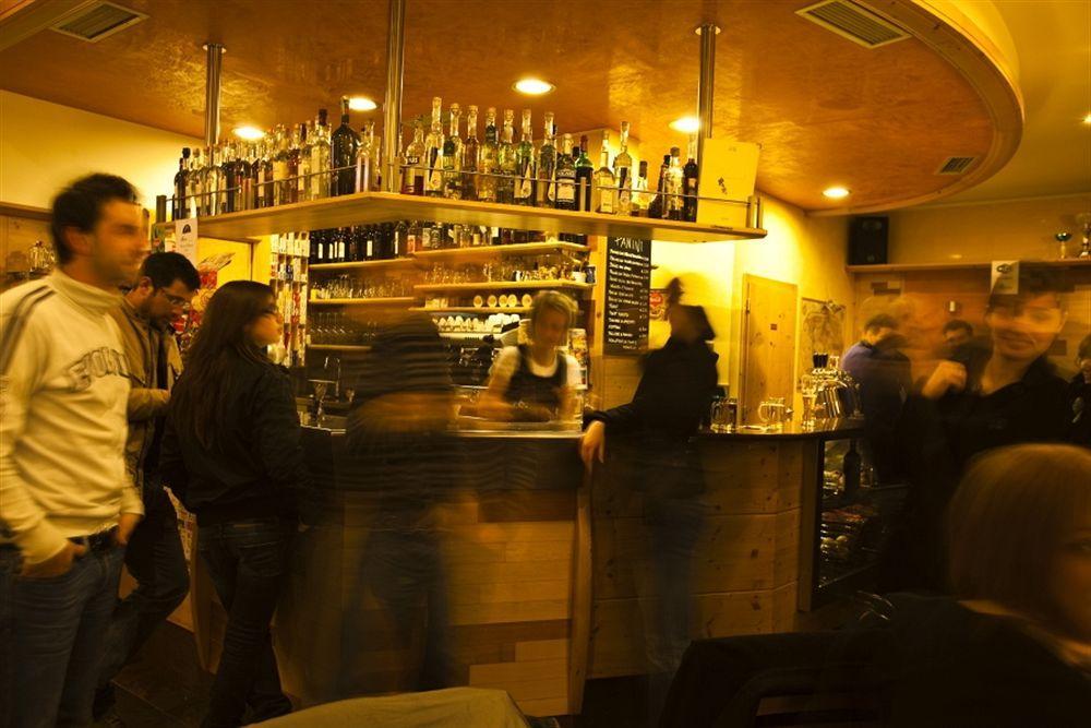 Hotel Martinelli Ronzo-Chienis エクステリア 写真